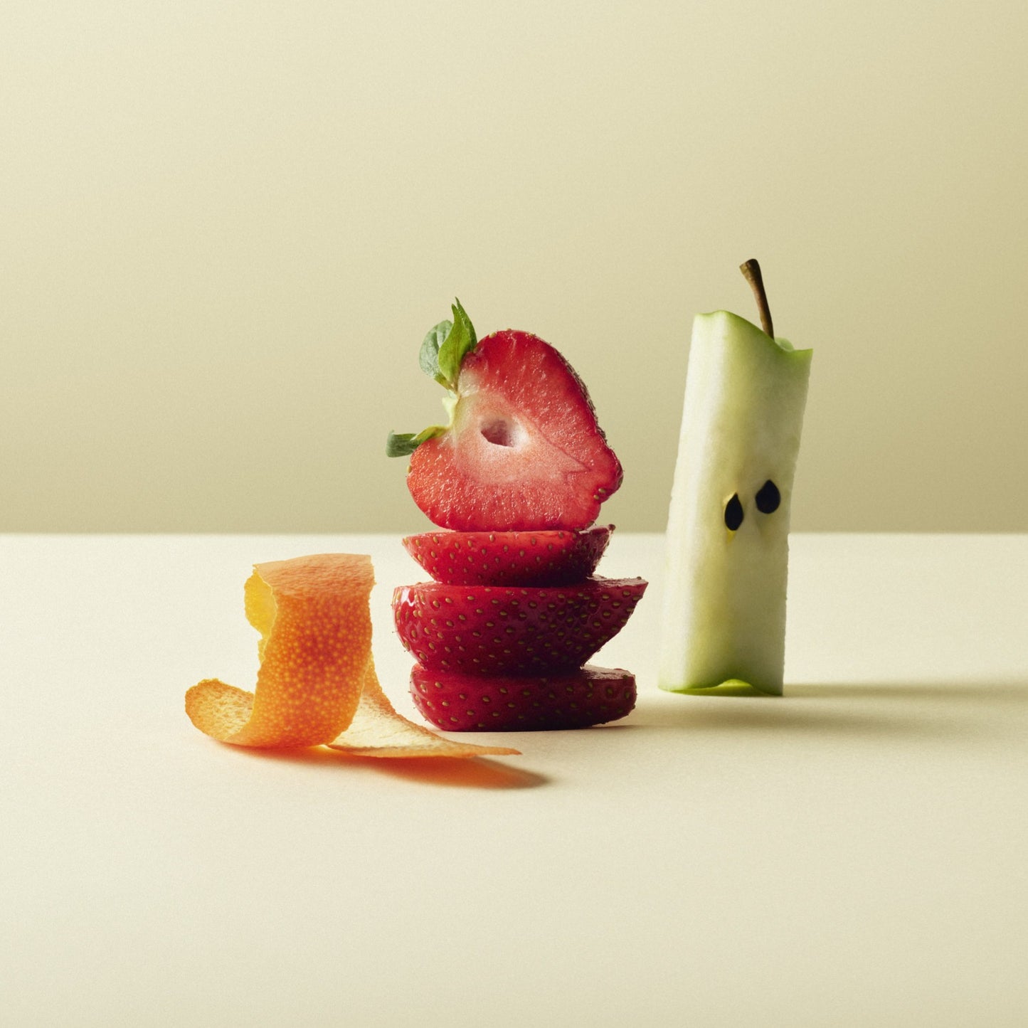 LES FLEURS DU DECHET – I AM TRASH